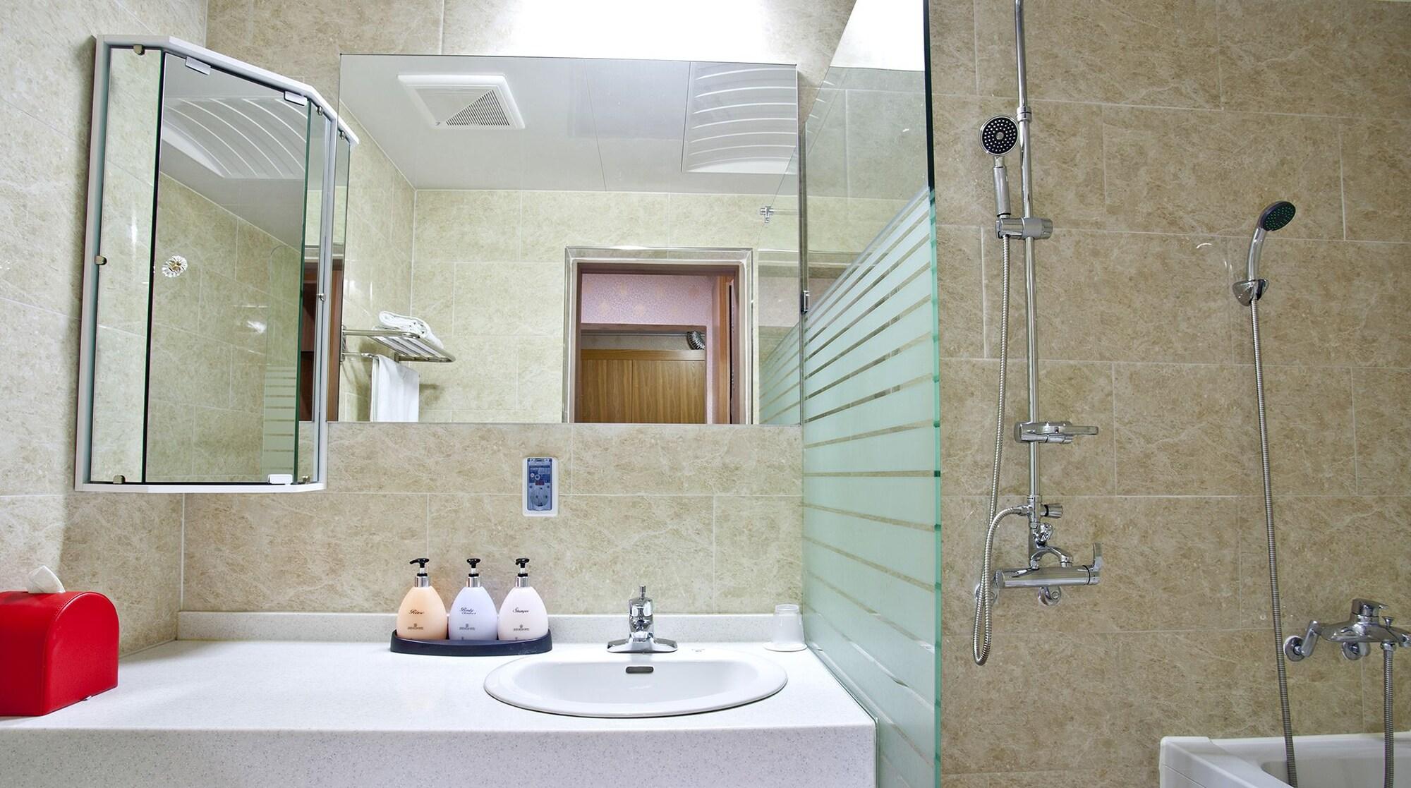 Geoje Ocean Hotel Extérieur photo